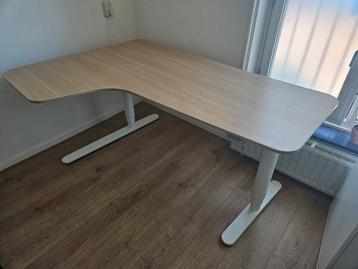 IKEA Bekant Zit/Sta Bureau - Zo Goed Als Nieuw!