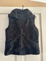 Nep bont achtig. Met zakken aan voorkant. Maat M/38-40. €15, Kleding | Dames, Ophalen of Verzenden, Zo goed als nieuw, Maat 38/40 (M)