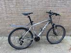 Trek 4400 mountainbike, Fietsen en Brommers, Fietsen | Mountainbikes en ATB, Ophalen of Verzenden, 45 tot 49 cm, Trek, Zo goed als nieuw