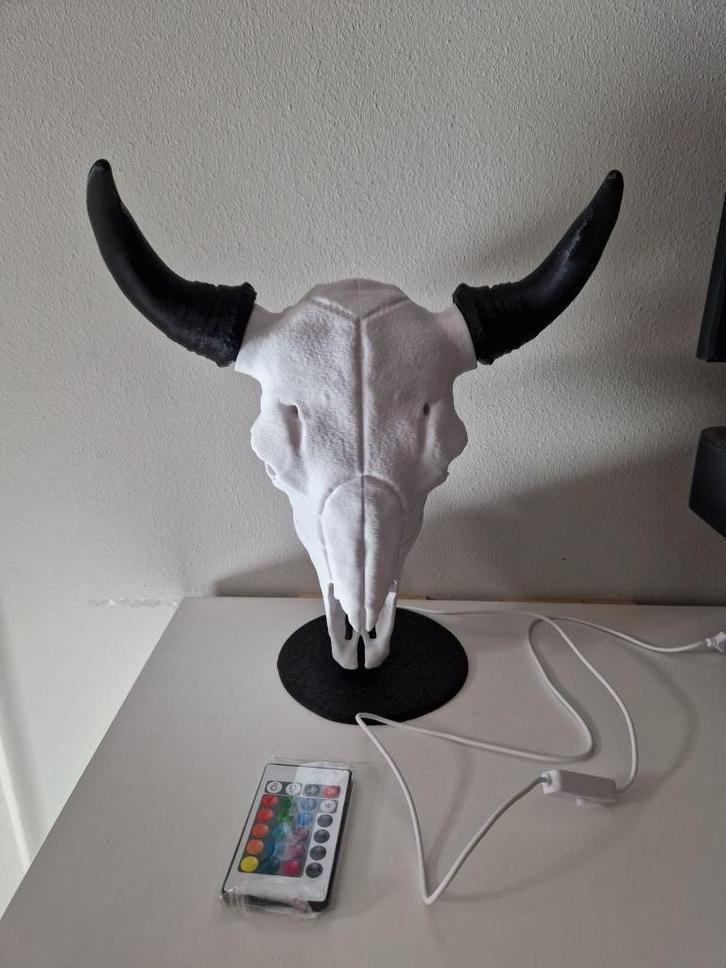 nieuwe bison skull lamp, Huis en Inrichting, Lampen | Tafellampen, Nieuw, Minder dan 50 cm, Kunststof, Ophalen of Verzenden