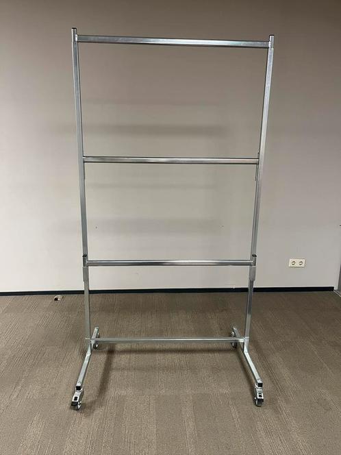 Kledingrek 3 - laags, Kleding | Dames, Kledingrekken, Zo goed als nieuw, Met wielen, Ophalen