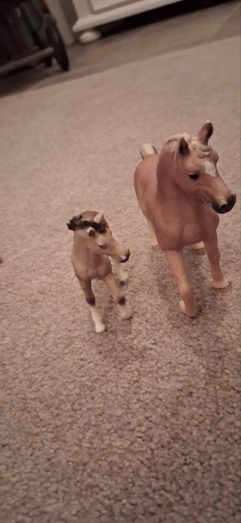 Schleich Paardjes: Moeder & Veulen, Kinderen en Baby's, Speelgoed | Poppen, Zo goed als nieuw, Overige typen, Ophalen