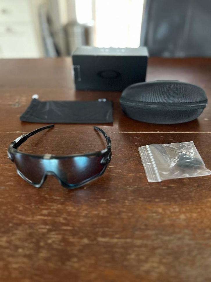Oakley Jawbreaker - Nieuwstaat - Met orginele doos, Sieraden, Tassen en Uiterlijk, Zonnebrillen en Brillen | Heren, Zo goed als nieuw