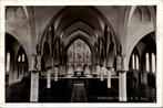 Veldhoven - Interieur R.K. Kerk, Verzamelen, Ansichtkaarten | Nederland, Verzenden, 1960 tot 1980, Gelopen, Noord-Brabant