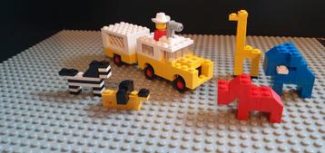 Lego setjes en bouwboekjes.  beschikbaar voor biedingen