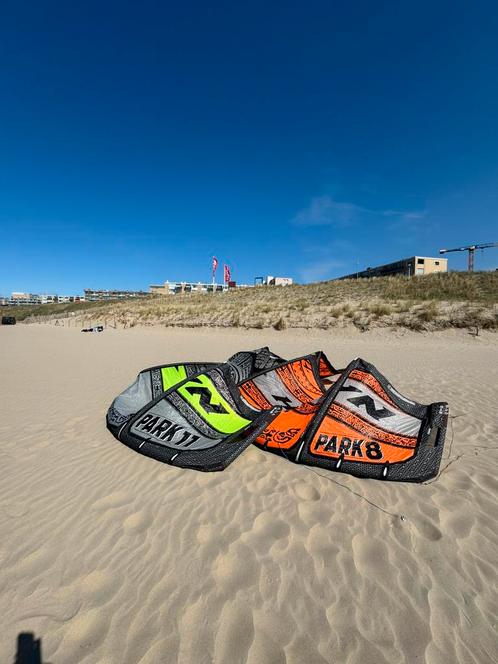 2x kites 8 & 11 + bar, Watersport en Boten, Kitesurfen, Gebruikt, Kitesurf-set, 11 m², Geen board, Ophalen