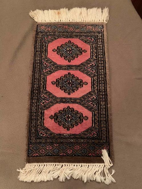 Buchera Tafelloper Perzisch Kleed Handgeknoopt Uniek Design, Antiek en Kunst, Antiek | Kleden en Textiel, Ophalen of Verzenden