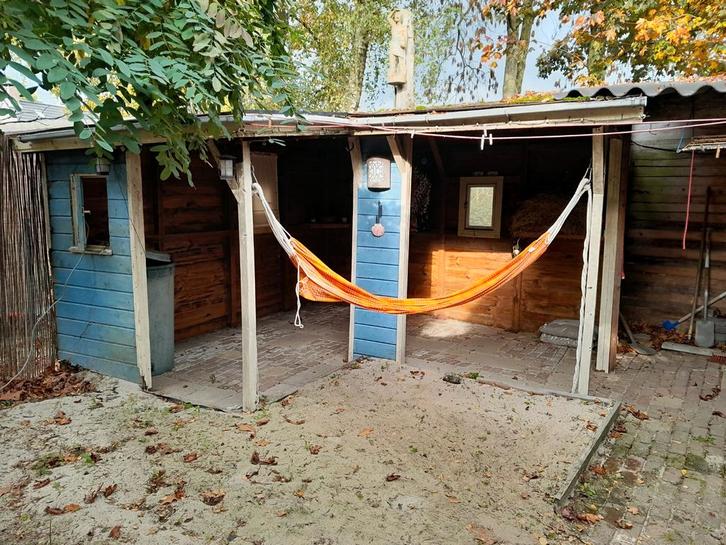 Houten schuurtje met overkapping, Tuin en Terras, Tuinhuizen, Gebruikt, Schuur, Minder dan 250 cm, Ophalen of Verzenden