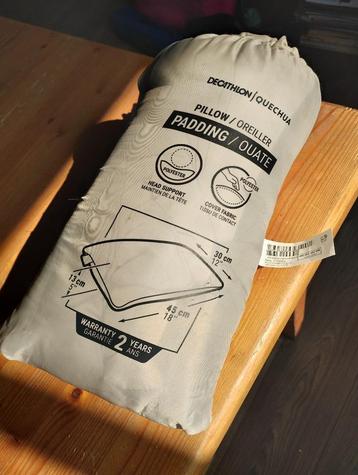 Opvouwbaar kussen Decathlon beschikbaar voor biedingen