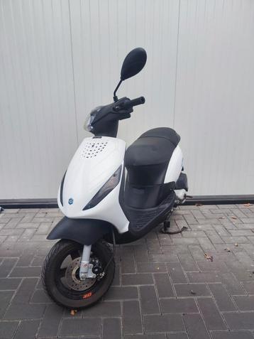 Zip 50cc 4t beschikbaar voor biedingen