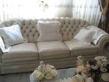 mooie leren set chesterfielt model kan goedkoop lees onder beschikbaar voor biedingen