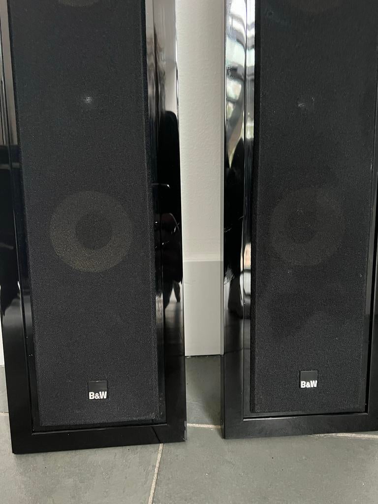 B&W Bowers & Wilkins Speakers - Zo goed als nieuw!, Ophalen, Zo goed als nieuw, Bowers & Wilkins (B&W), 120 watt of meer
