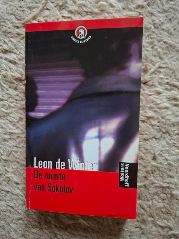 Leon de Winter - De ruimte van Sokolov, Boeken, Romans, Gelezen, Nederland, Ophalen of Verzenden