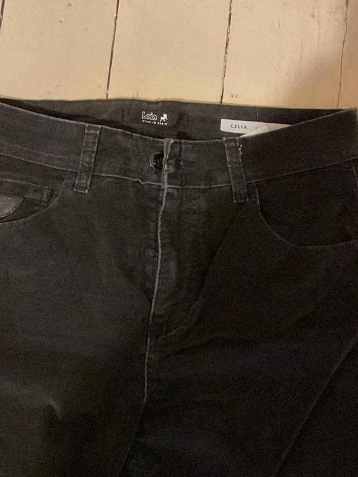 Lois rib/ velours skinny jeans Nieuw maat 28/32, Kleding | Dames, Spijkerbroeken en Jeans, Nieuw, W28 - W29 (confectie 36), Zwart