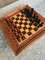 Balinees handgemaakt schaakbord, Antiek en Kunst, Kunst | Beelden en Houtsnijwerken, Ophalen of Verzenden