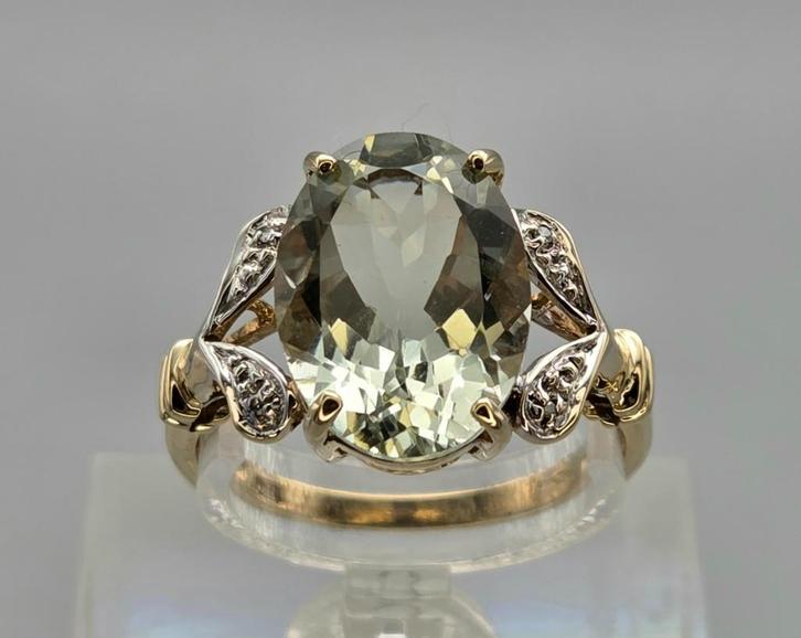 Gouden Vintage ring groene amethist en diamant. 2025/655, Sieraden, Tassen en Uiterlijk, Ringen, Zo goed als nieuw, Dame, 18 tot 19