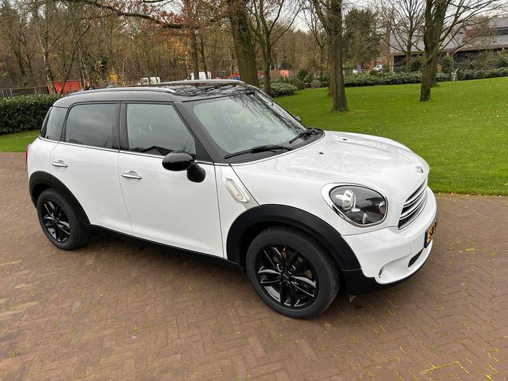 Mini Countryman 1.6 bj. 2015 122pk Aut. Pano 70.627km, Auto's, Mini, Particulier, Countryman, Airconditioning, Bluetooth, Boordcomputer