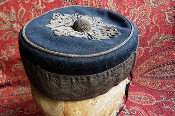 Engelse Victoriaanse pill box hat, CRIMEAN WAR  (1853-1856) beschikbaar voor biedingen