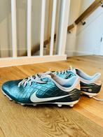 Nike Voetbalschoenen.Maat 39, Ophalen of Verzenden, Zo goed als nieuw, Nike, Jongen of Meisje