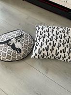 2 Kussentjes, Ophalen of Verzenden, Zo goed als nieuw, Wit, Rond