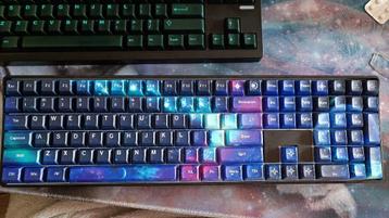 Keycap set 'Space' thema, voor full size / 100% keyboard. beschikbaar voor biedingen