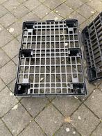 2 kunststof pallets, afmeting 80x60cm - stapelbaar, Gebruikt, 100 cm of meer, 60 cm of meer, Overige typen