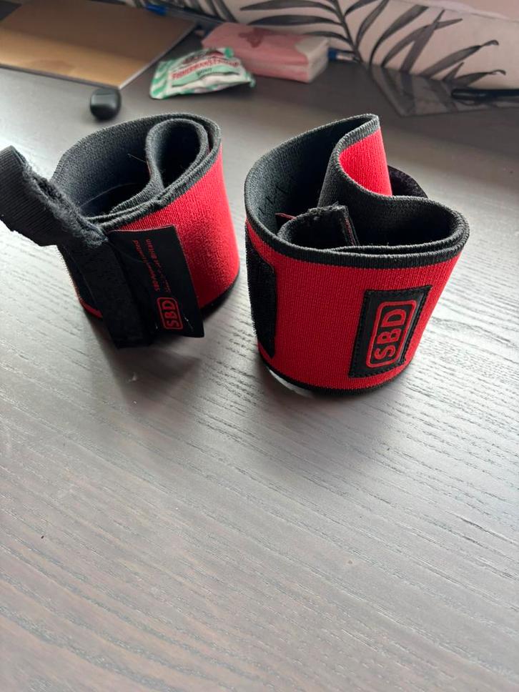 Wrist wraps van SBD, Sport en Fitness, Karting, Zo goed als nieuw, Ophalen of Verzenden
