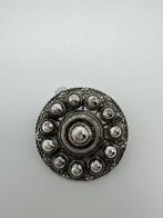 Antiek zilveren broche. Motief: Zeeuwse knop., Sieraden, Tassen en Uiterlijk, Antieke sieraden, Verzenden, Zilver, Broche
