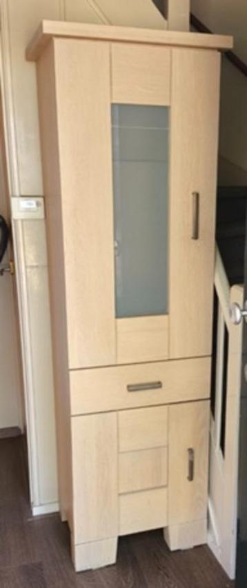 Vitrine kast / Gang kast beschikbaar voor biedingen