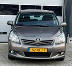 Toyota VERSO 1.8 VVT-I / AIRCO / CRUISE CONTROL / PANO / TRE, Auto's, Toyota, Voorwielaandrijving, 4 cilinders, Bedrijf, Handgeschakeld