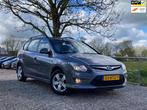 Hyundai I30 CW 1.6i i-Drive Cool | Goed onderhouden + Airco, Auto's, Hyundai, Te koop, Zilver of Grijs, Benzine, 550 kg