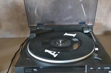 professionele USB platenspeler AKAI ATT01U beschikbaar voor biedingen