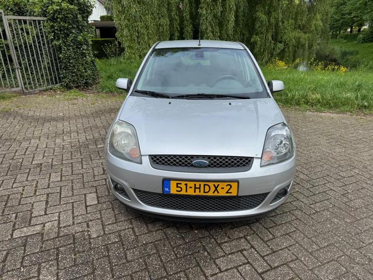 Ford FIESTA 1.3-8V, Auto's, Ford, Bedrijf, Fiësta, ABS, Airbags, Elektrische ramen, Startonderbreker, Benzine, Euro 4, C, Hatchback