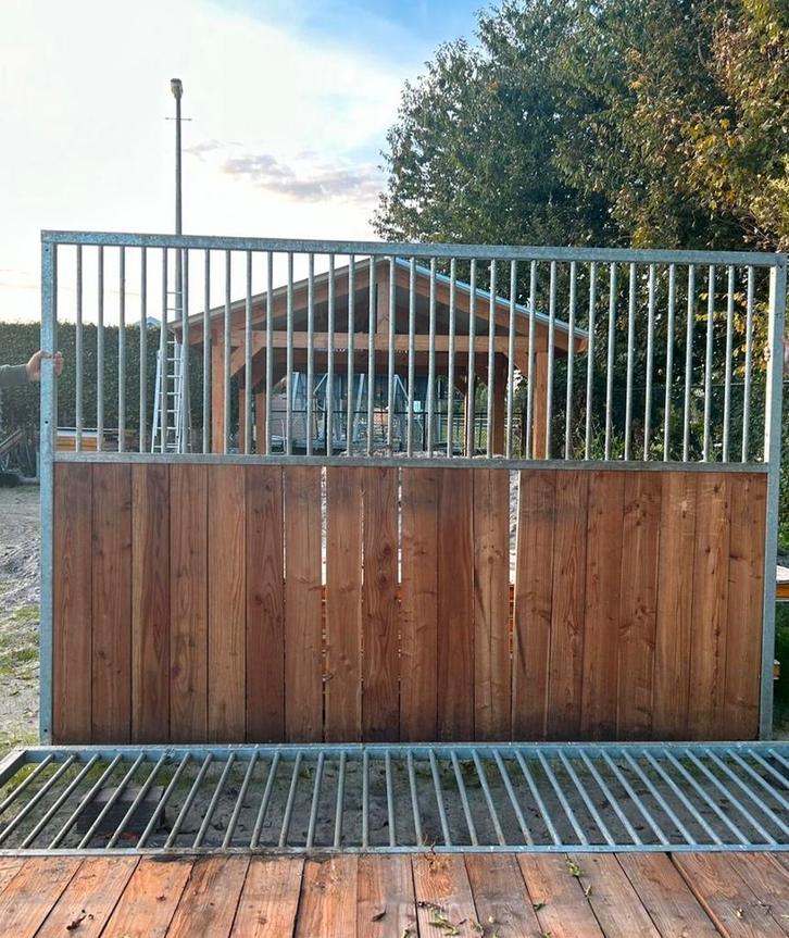Paardenbox/ Paardenstal / tussenwand, Dieren en Toebehoren, Stalling en Weidegang, Stalling