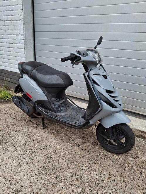 Piaggio Zip 2012 45km, Fietsen en Brommers, Snorfietsen en Snorscooters, Gebruikt, Piaggio, Benzine, Ophalen