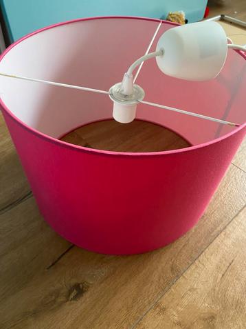 Lampenkap beschikbaar voor biedingen