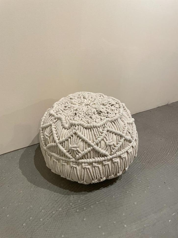 Te koop: Poef textiel naturel, Huis en Inrichting, Banken | Voetenbanken en Poefen, Zo goed als nieuw, Minder dan 50 cm, Minder dan 50 cm