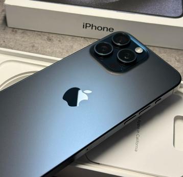  Apple iphone 15 Pro Max Blauw Titanuim 256GB Batterii 98% beschikbaar voor biedingen