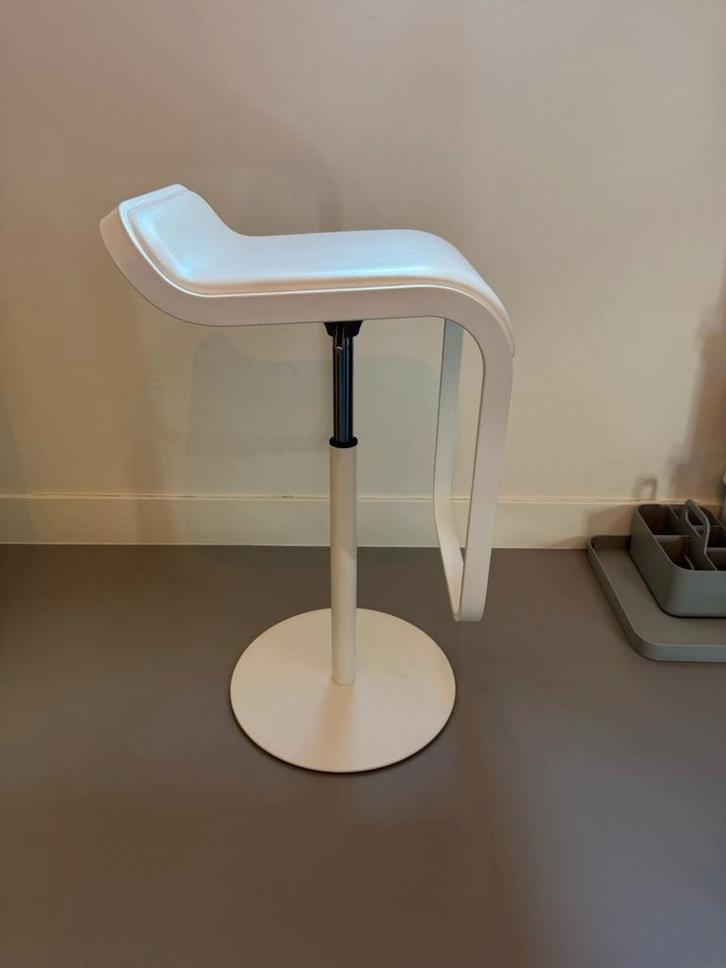 Set van twee LAPALMA barkrukken, Huis en Inrichting, Barkrukken, Zo goed als nieuw, 60 tot 90 cm, In hoogte verstelbaar, Ophalen