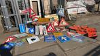 Partij verkeersborden, Verzamelen, Ophalen