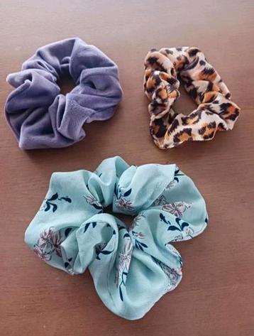 Scrunchies  beschikbaar voor biedingen