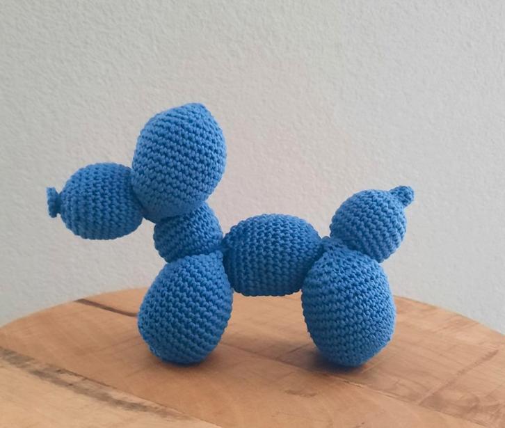 Gehaakt ballonnen hondje, Hobby en Vrije tijd, Breien en Haken, Nieuw, Haken, Ophalen of Verzenden