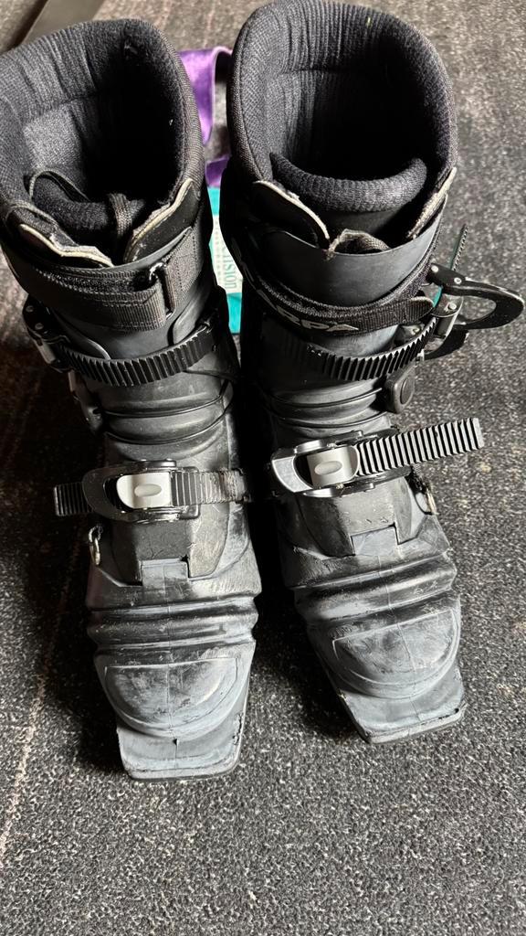 Scarpa T2 telemarkschoenen mt10 voor 75mm binding, Sport en Fitness, Skiën en Langlaufen, Gebruikt, Schoenen, Skiën, Overige merken