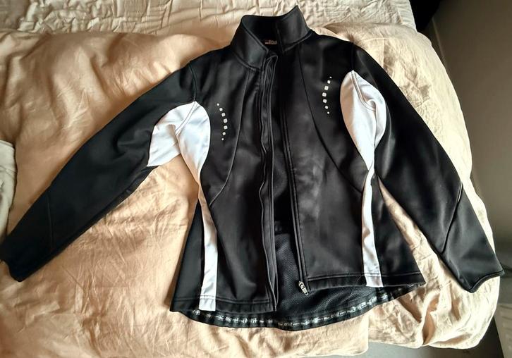 Softshell Fietsjas met Zak, Kleding | Heren, Jassen | Zomer, Zo goed als nieuw, Overige maten, Zwart, Ophalen of Verzenden