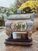 Cloisonne chinese wierookbrander fijne afwerking met voet, Antiek en Kunst, Antiek | Koper en Brons, Ophalen of Verzenden