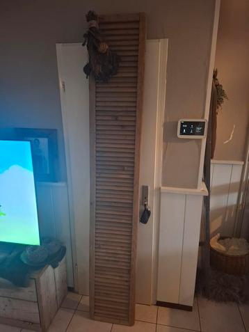 Houten Louvre Deur beschikbaar voor biedingen