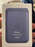 Apple iPhone Leren Kaarthouder MagSafe - Wisteria, Ophalen of Verzenden, Nieuw, IPhone 12 Mini, Hoesje of Tasje