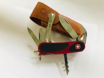 Wenger EvoGrip 14 - Scissors Red scales / black rubber inser beschikbaar voor biedingen