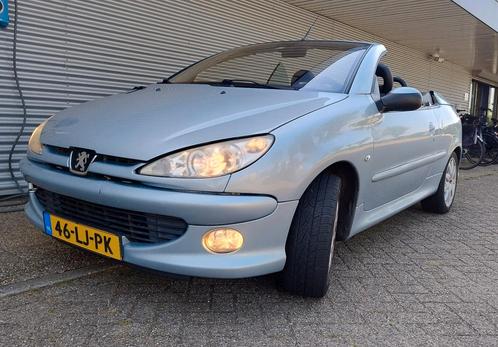 Peugeot 206 2.0 16V CC 2003 nieuwe APK, koppeling en uitlaat, Auto's, Peugeot, Particulier, ABS, Airbags, Airconditioning, Alarm