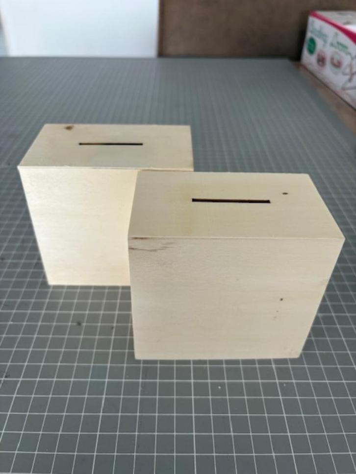 Houten spaarpot, Hobby en Vrije tijd, Knutselen, Nieuw, Materiaal, Ophalen of Verzenden